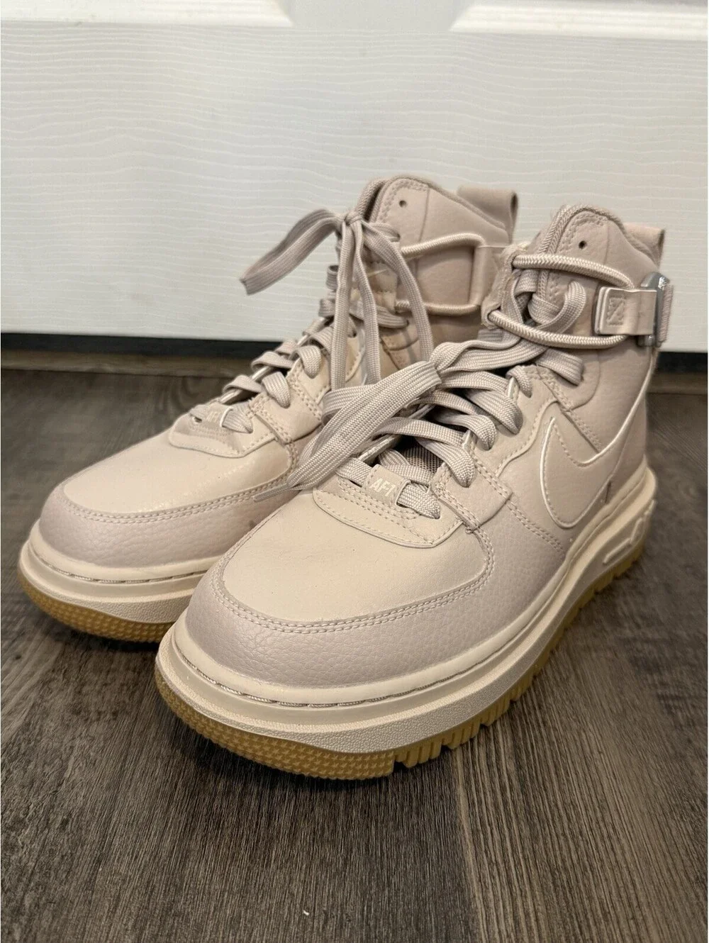 Nike Women's Air Force 1 High Utility 2.0 'Arctic Pink Gum' 8.5 Shoes DC3584-200